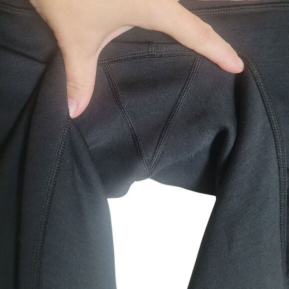 Title Nine Fleece Lined Leggings Women's Size Medium Black Comfort Outdoor READ - Picture 7 of 14